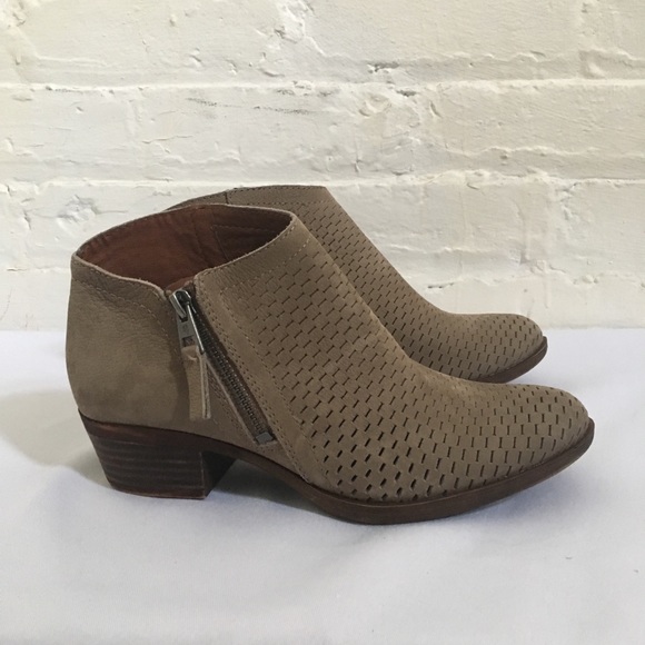 Lucky Brand Brielley Asymmetrical Ankle tan bootie - Picture 5 of 7